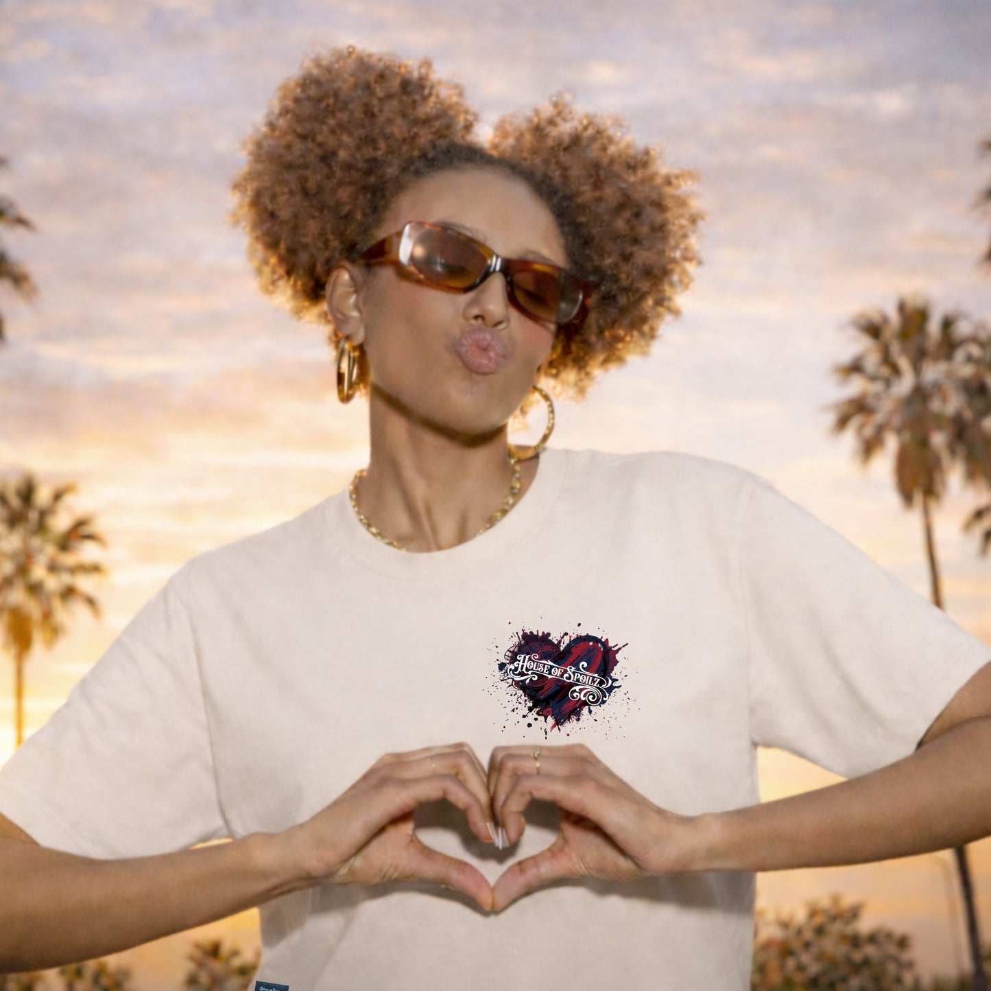 HEARTBREAKER T | Women's Graphic T-Shirt